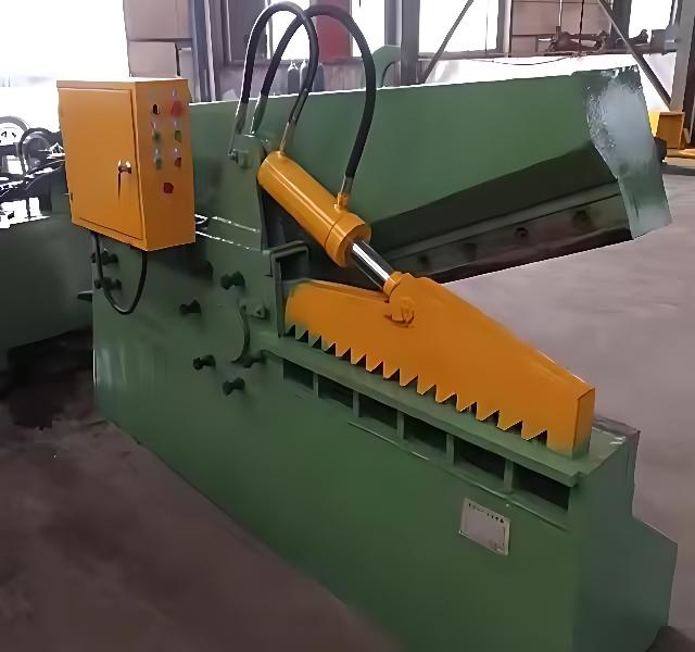 Steel Shearing Machine